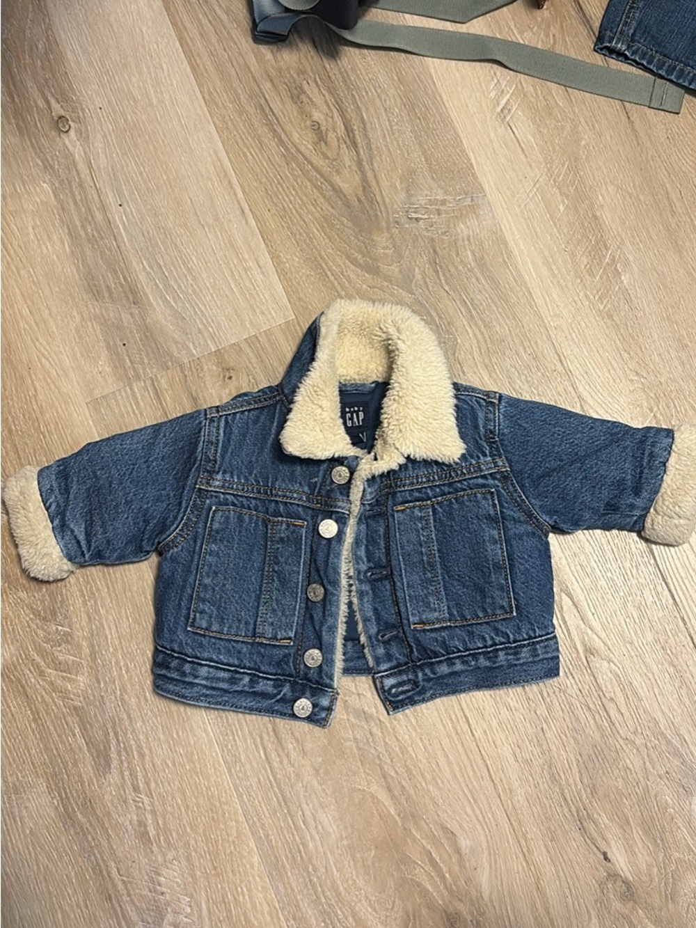 GAP Kids Dark Blue Denim Jacket with Cream Sherpa Trim